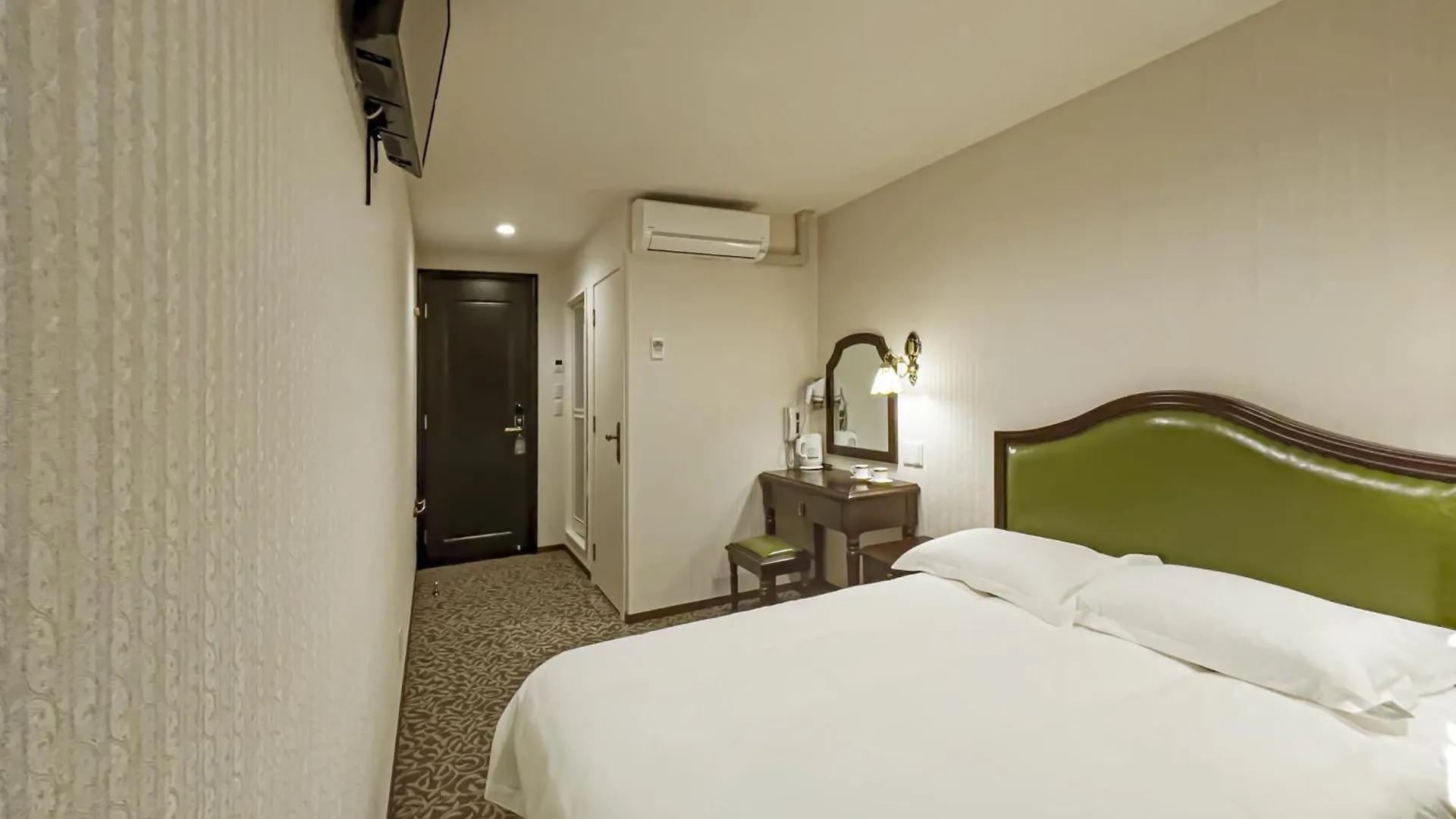 Guest house 大同 Garden Hotel Osaka Japan
